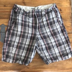 ❤️Old Navy Linen Khaki Shorts Size 32 Plaid